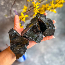 Load image into Gallery viewer, Raw Columbian Shungite
